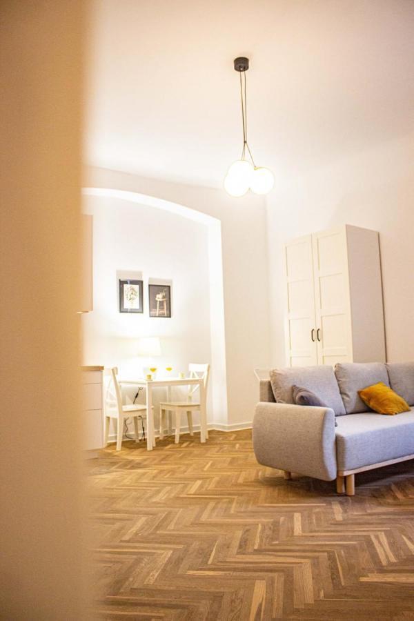 Mieszkanie W Sercu Warszawy Varsóvia Exterior foto